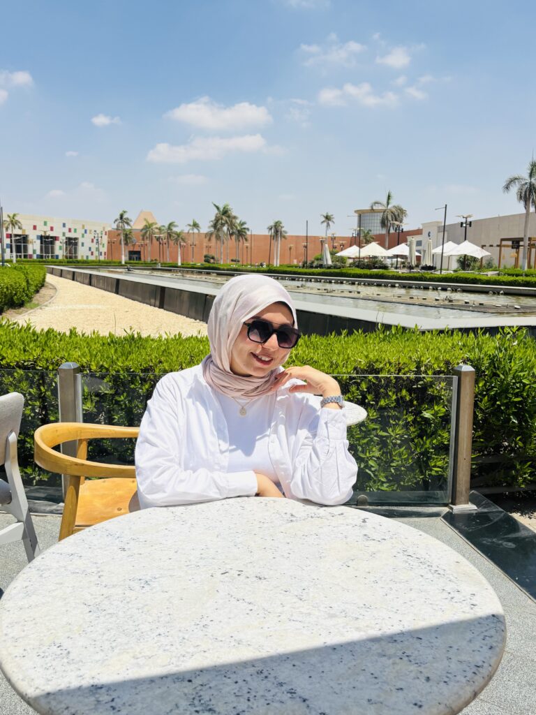 رانيا رمضان يوسف